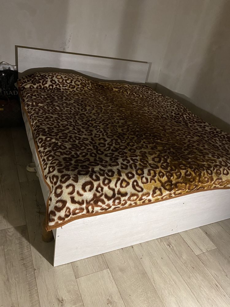Кровать 160/200 без матраса