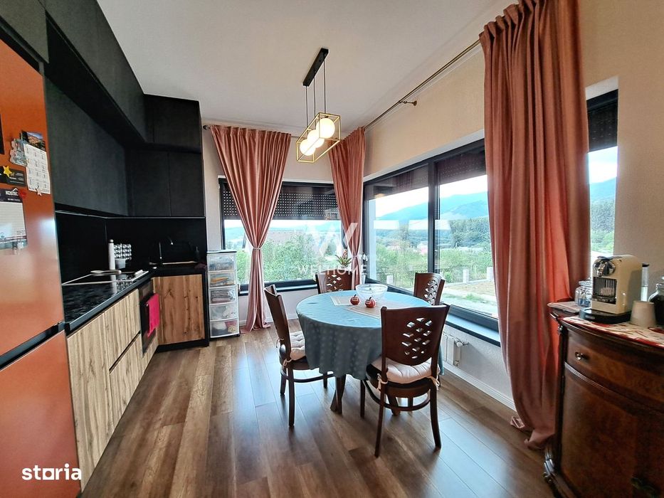 Casa Sibiu, Tocile - 5 camere, garaj , 600 teren