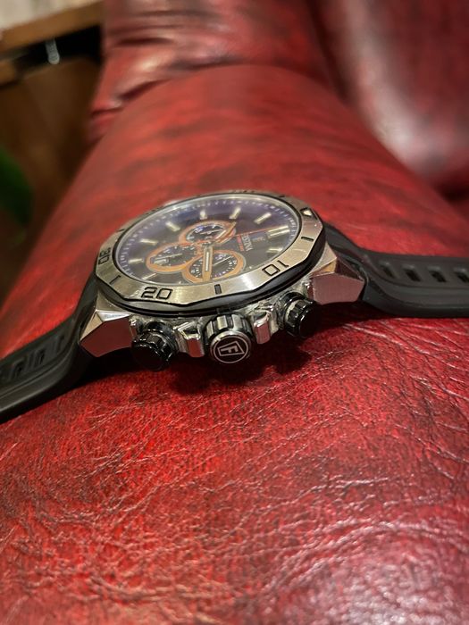 Часовник Festina -F20449/1-