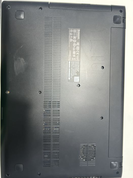 Laptop Lenovo pentru dezmembrari