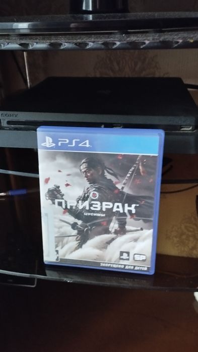 Обменяю все что на фото на Xbox series X или пс5