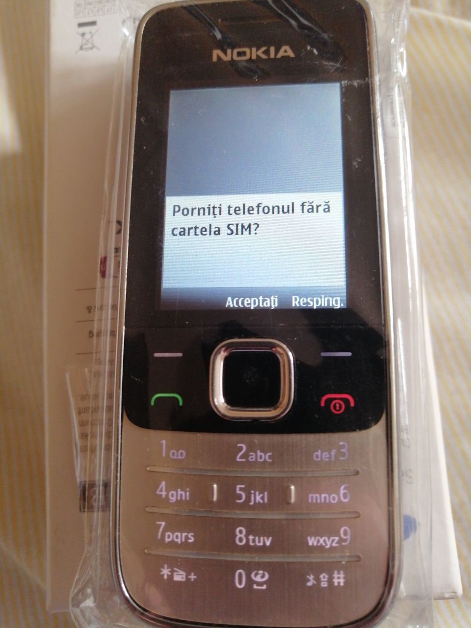 Nokia 2700 c_c slide