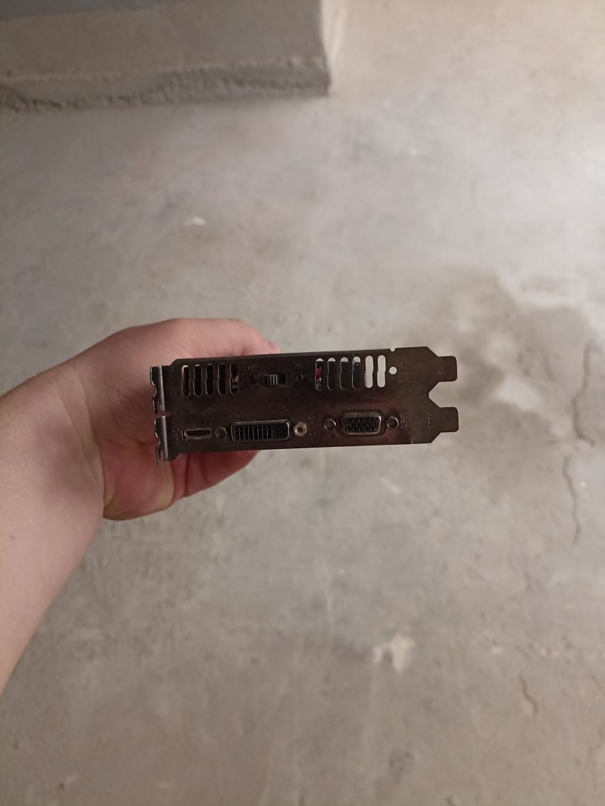 Video karta GTX650 SERIES