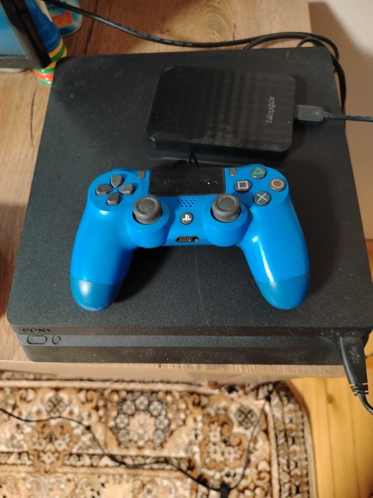 PlayStation 4 Плейстешън 4