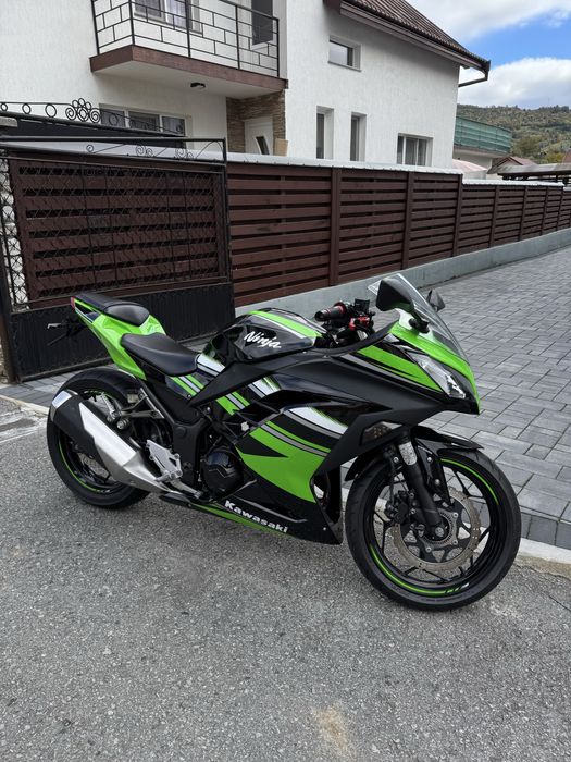 Kawasaki ninja 300