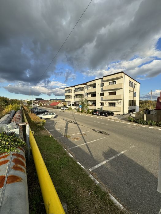 Spatiu comercial de inchiriat / depozit / hala