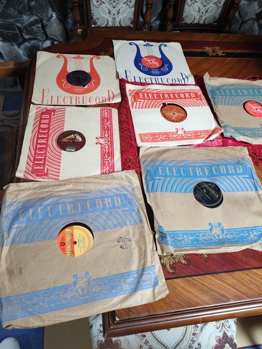 Plăcii patefon  30 de lei bucata