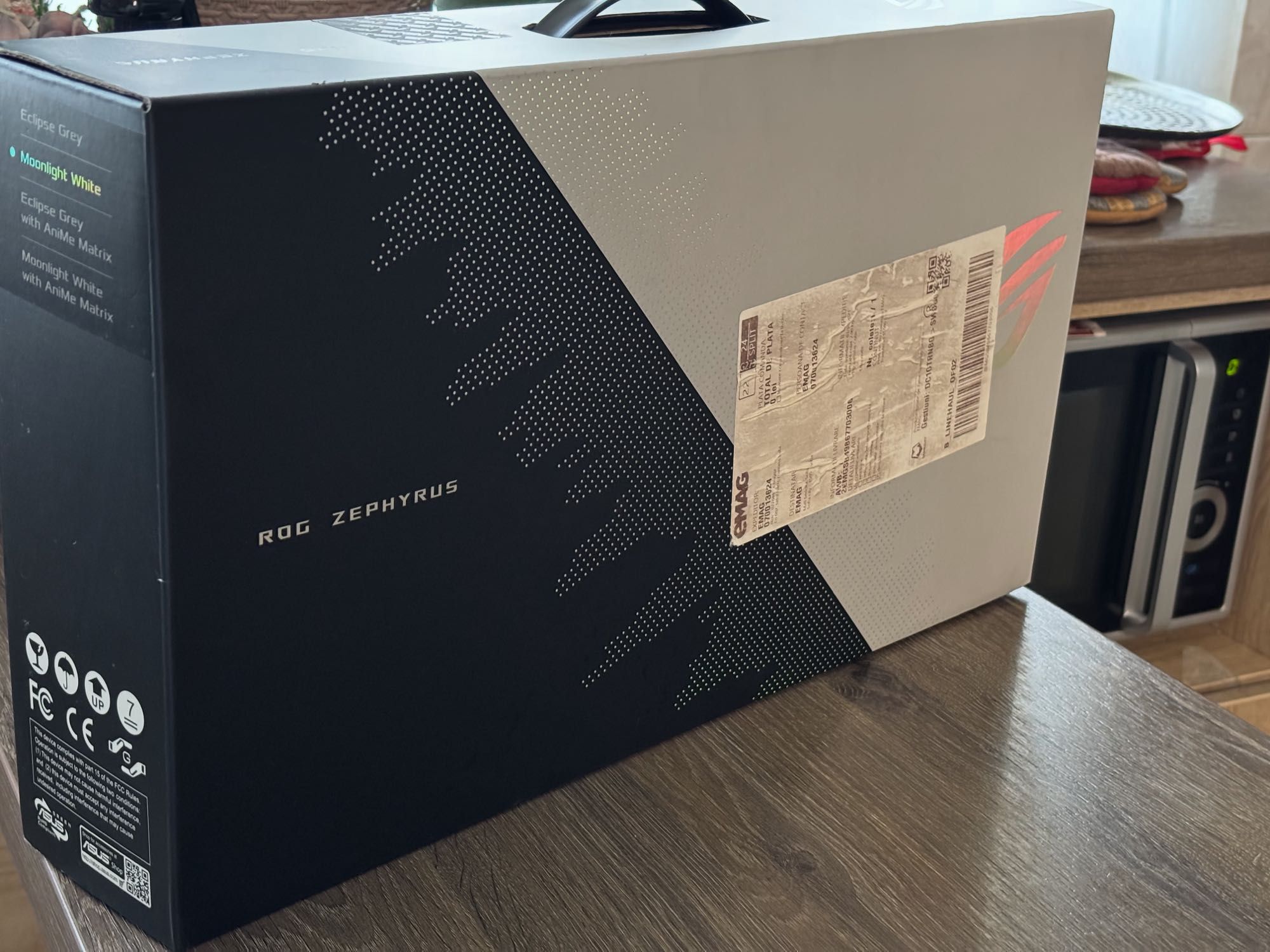 Asus Rog Zephyrus G14 - Ryzen 9 5900, RTX 3060, 1TB SSD NVME, 24GB RAM