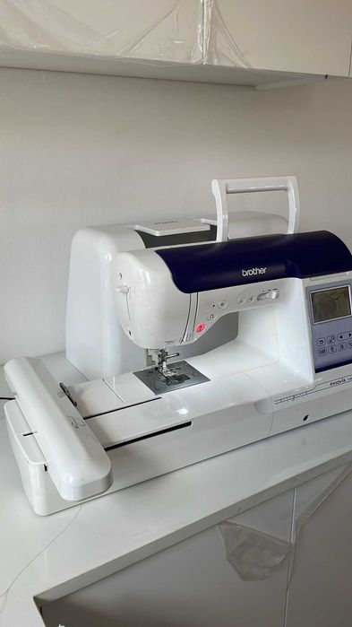 Masina de cusut si brodat BROTHER Innov-is F480, noua !!
