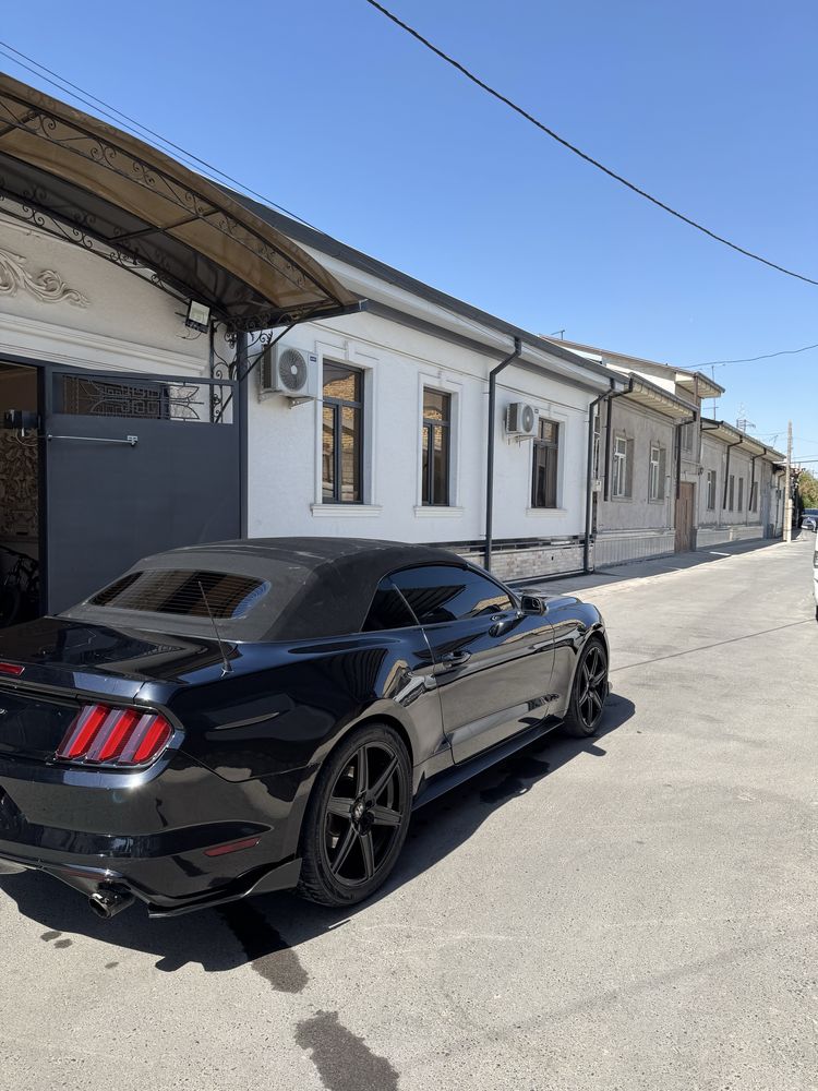 Ford Mustang Cabrio