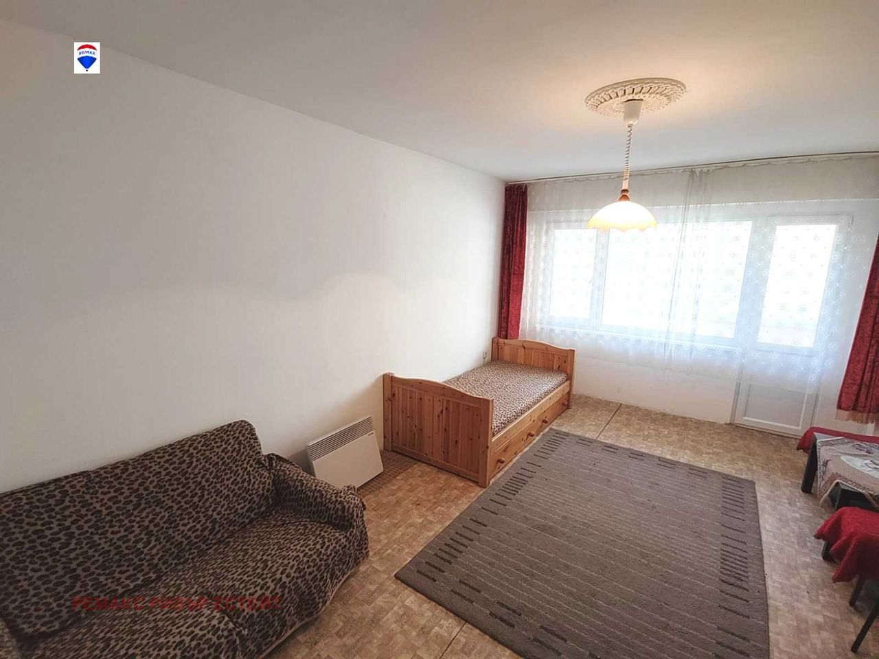 Продава се Тристаен апартамент в Русе, Родина 2 - 80 кв.м за 975 €/кв.м - Снимка #12