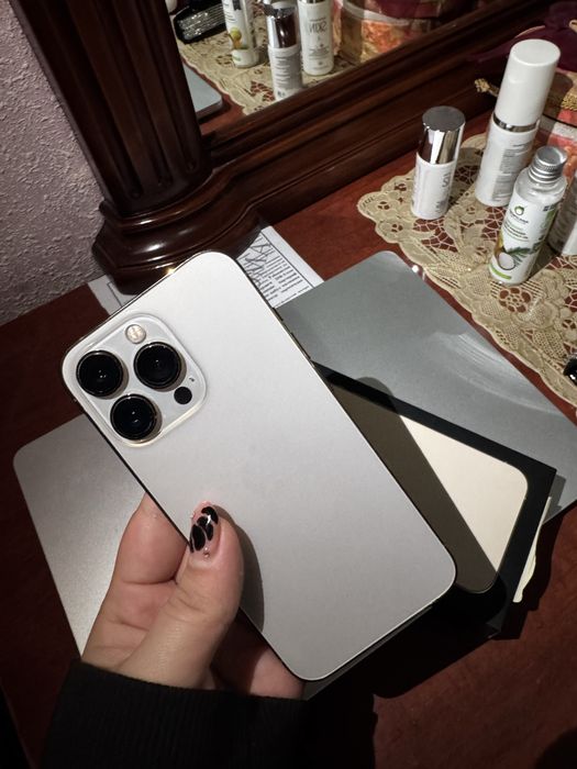 Apple iPhone 13 Pro 256GB Gold