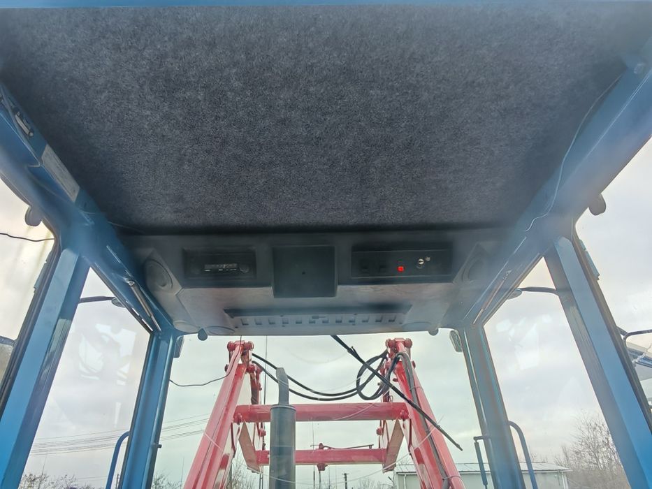 Tractor Ford 4610 cu încărcător frontal faucheux