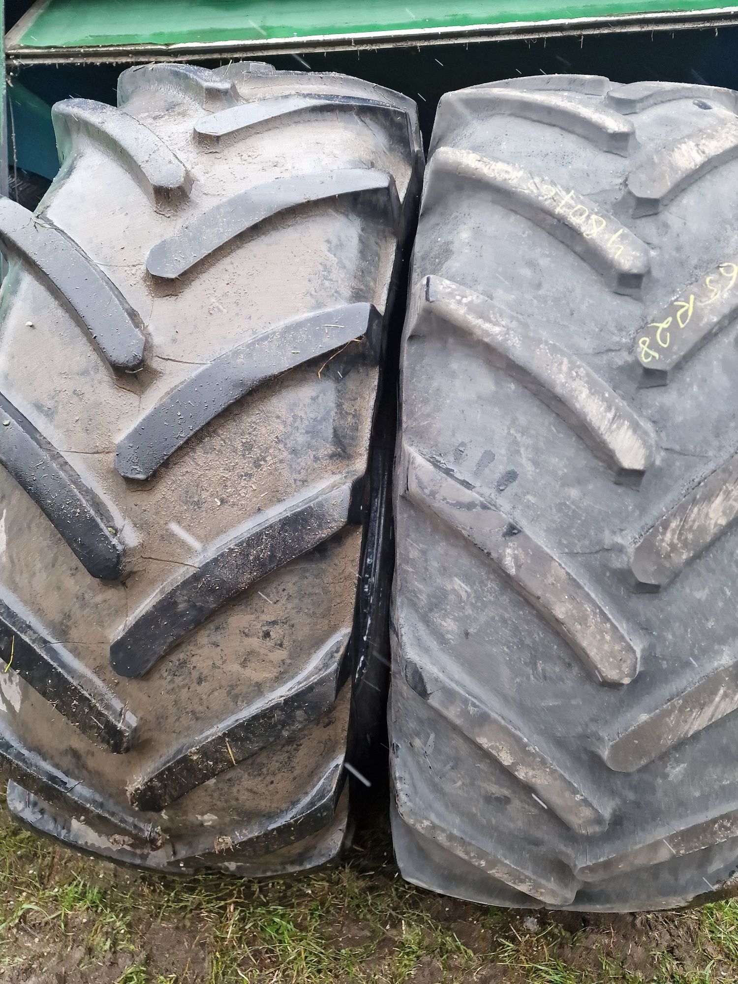 Anvelope agricole 480/65R28 marca Michelin