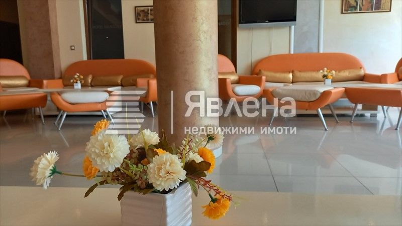 Продава се Двустаен апартамент в Приморско - 65 кв.м за 1628 €/кв.м - Снимка #8