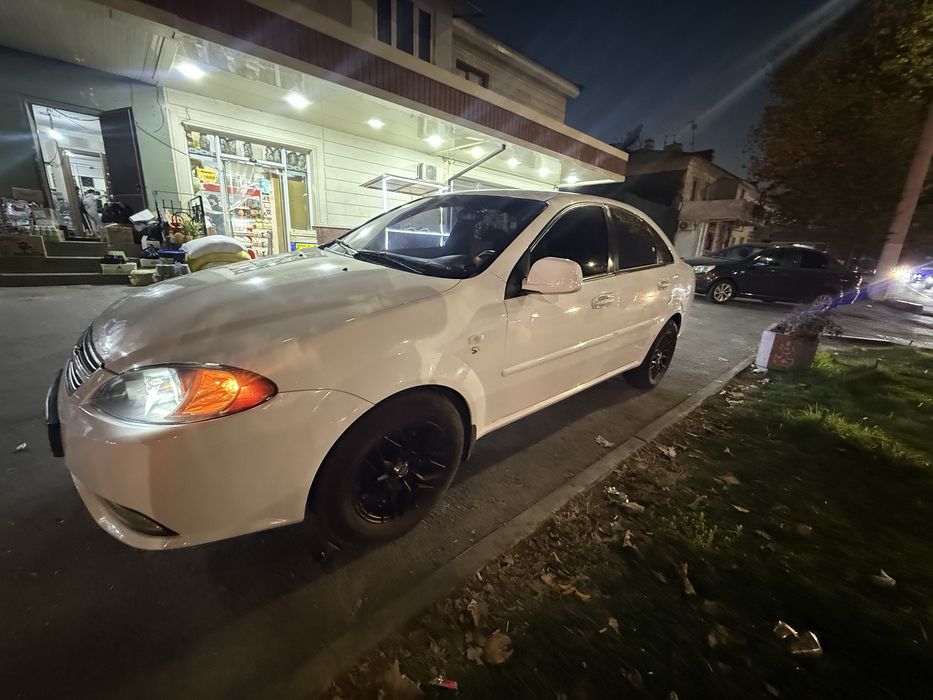 SROCHNA Jentra minuvchiga sotiladi srochna