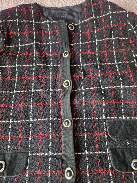 Дамско сако каре.