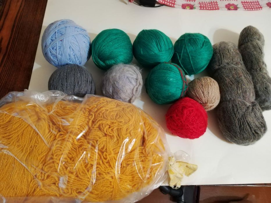 Продам пряжу цветную