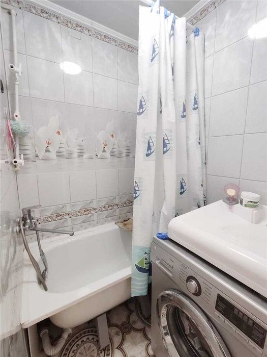 *Продам 3 комн квартиру 14 мкр-н Помощь в ипотеке. Торг