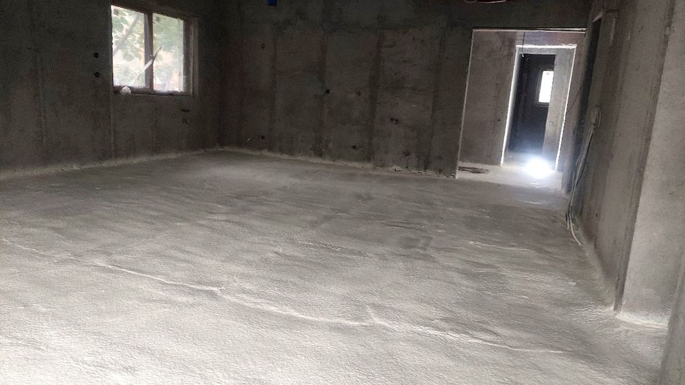 Realizam izolții cu spuma poliuretanică