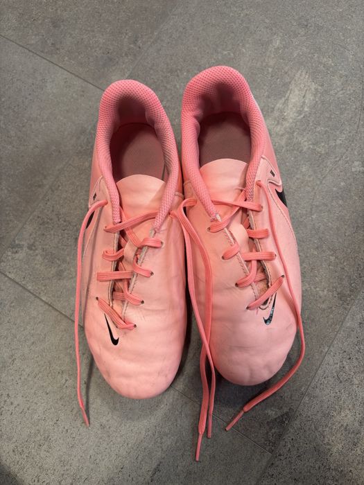 Бутонки-Розови Nikе
