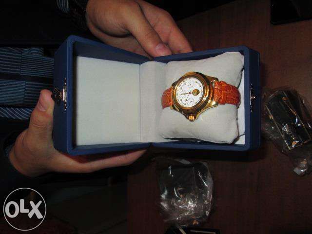 часы наручные наградные