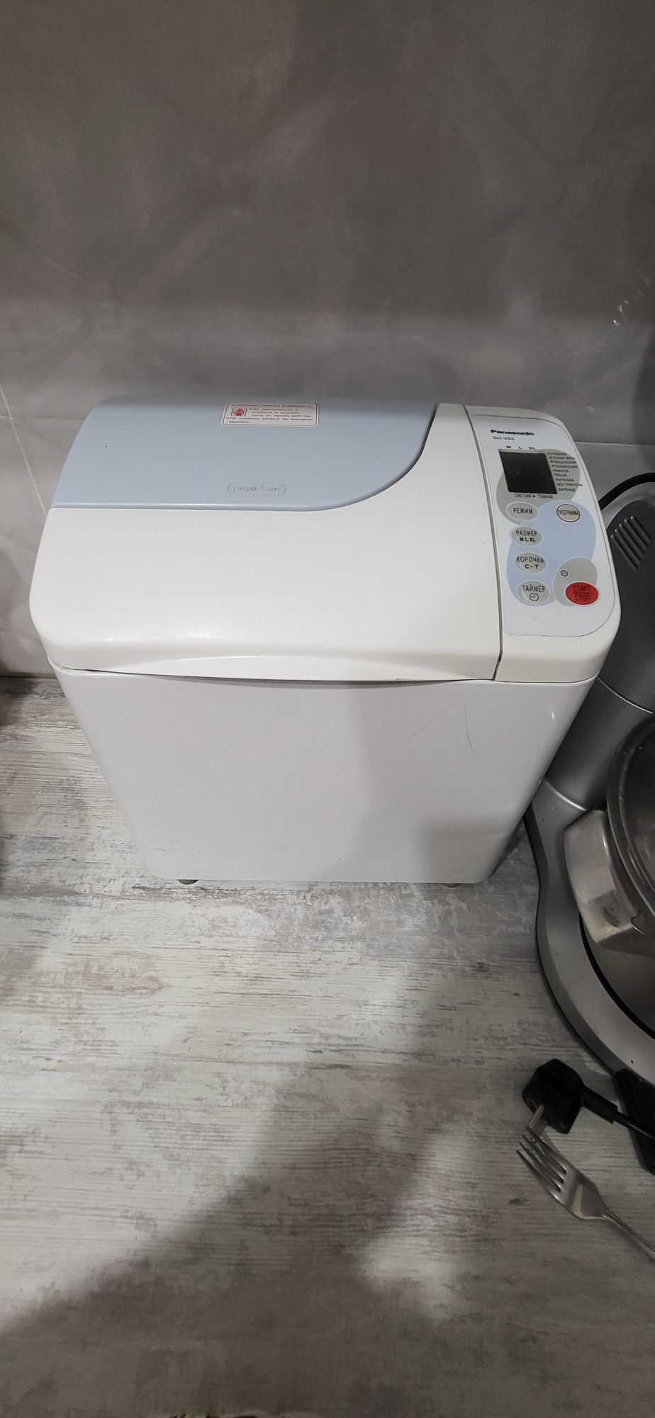 Продам хлебопечку панасоник