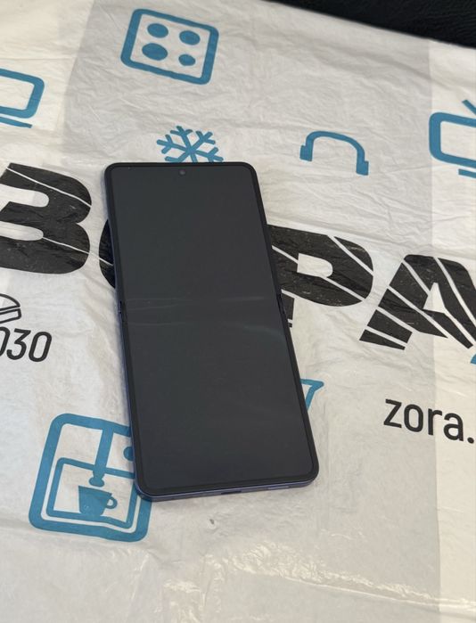 КАТО НОВ 512GB Samsung Z Flip 7 Зора Гаранция 2027 Blue / Син