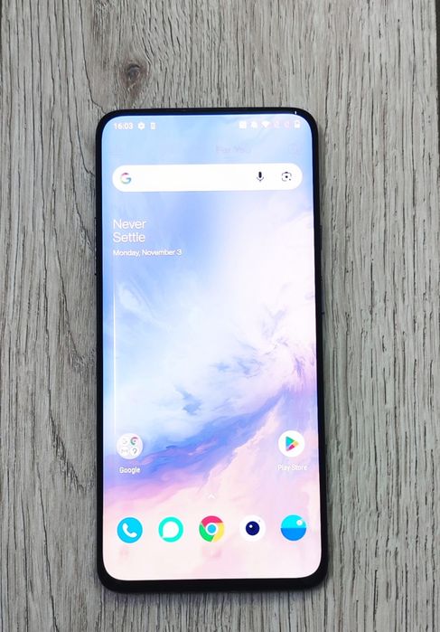 OnePlus 7 Pro 8GB/256GB – urme pe ecran, spate crăpat, perfect funcțio