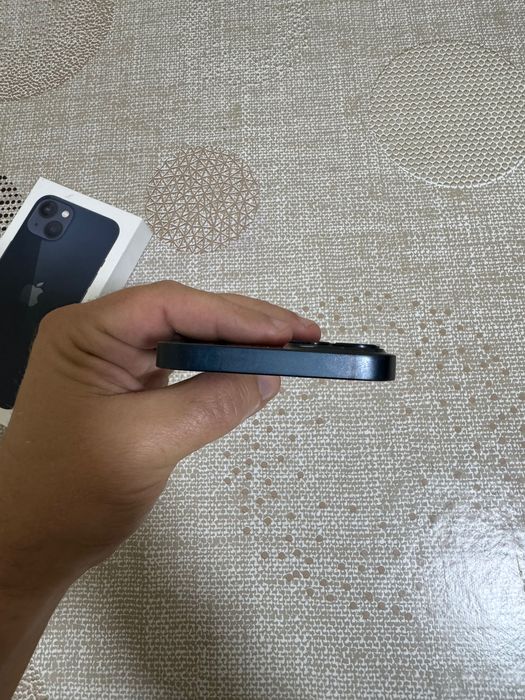 iPhone 13 в добро състояние