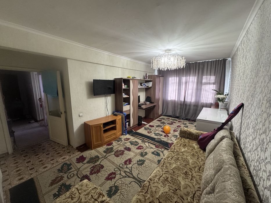 Продам 3- х комн. квартиру