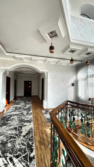 ПРОДАЕТСЯ ДОМ Ор.р: Российское посольство  6,8 Соток 8 Комната