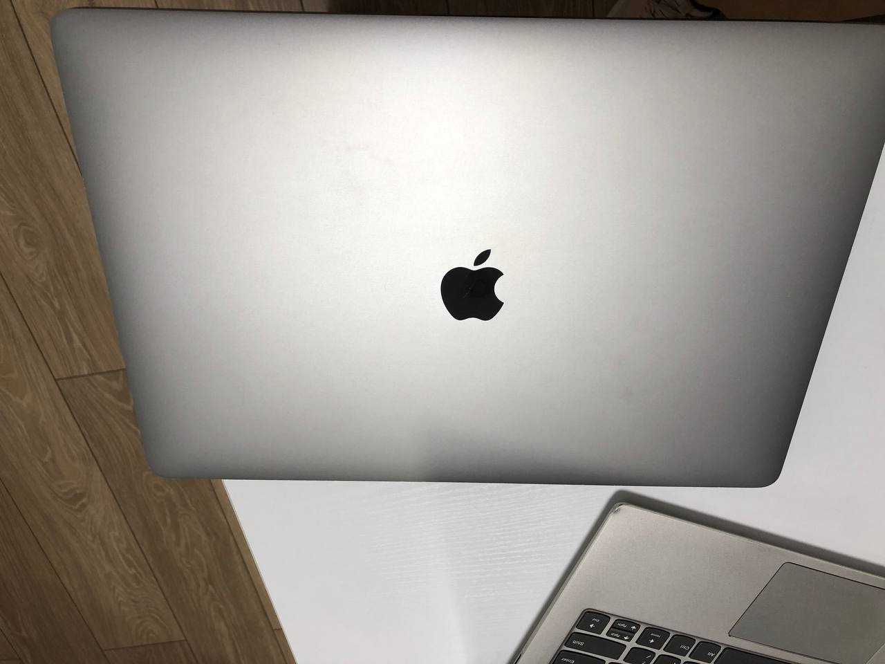 Apple MacBook Pro 16inch 2019год core i7