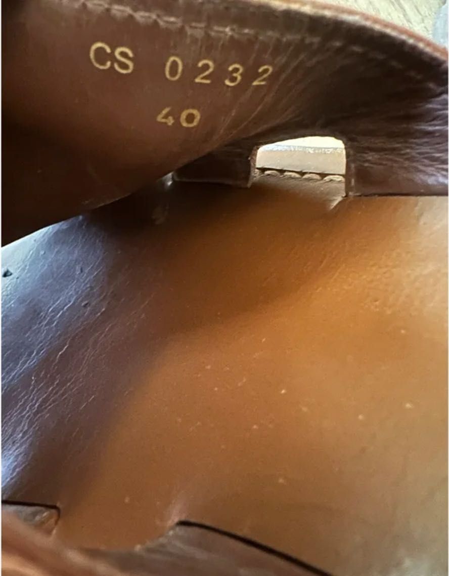 Celine, 40 номер, нормални следи от носене, много добро състояние