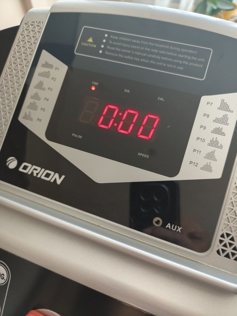 Пътека за бягане да домашни условия: Оrion Fitness Core y2