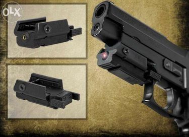 Лазерен мерник-червена точка за пистолети и пушки.