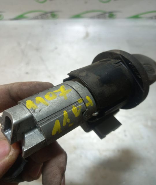 Contact cu cheie Dacia Logan prima generatie