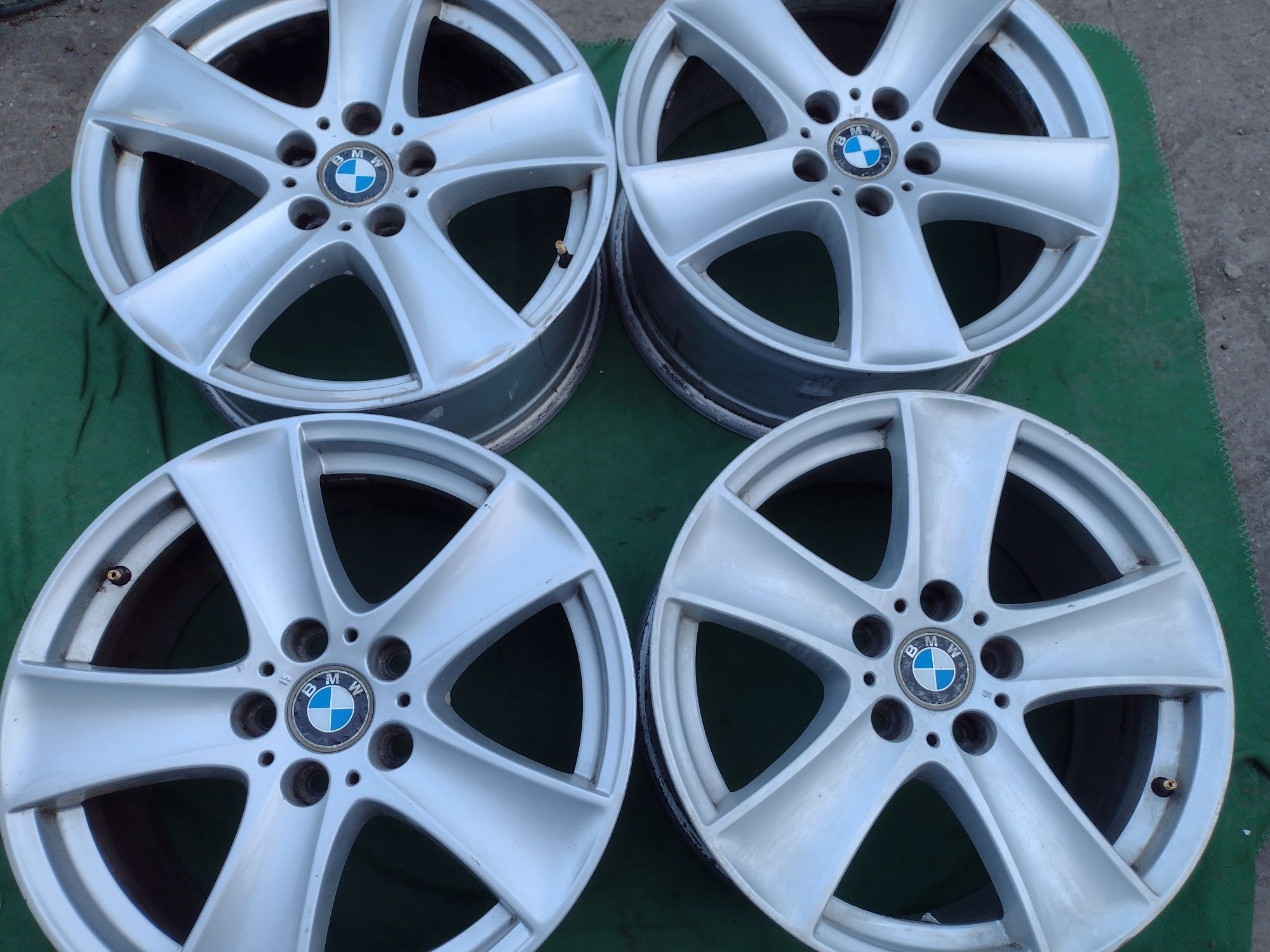 Перфектни 18-5х120 ЕТ46 8.5j BMW X5 E70