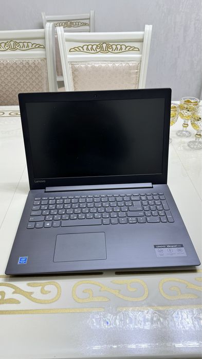 Ноутбук  Lenovo