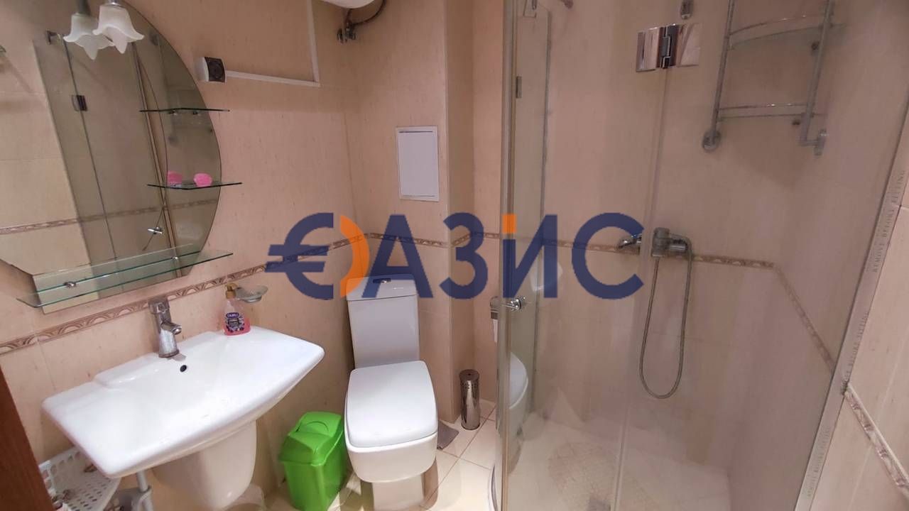 Продава се Двустаен апартамент в к.к. Слънчев бряг - 60 кв.м за 1165 €/кв.м - Снимка #11