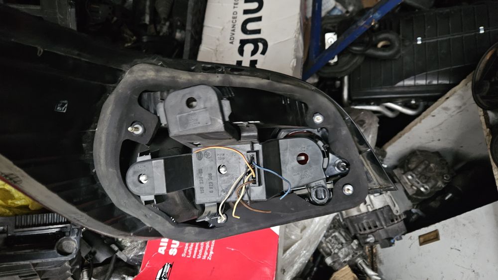 Десен стоп за BMW E60 HELLA