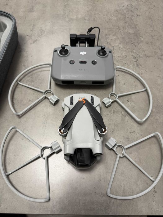 дрон DJI Mini3Pro + RC-N1 + 2бат. + ND филтри + DJI Care Refresh и още