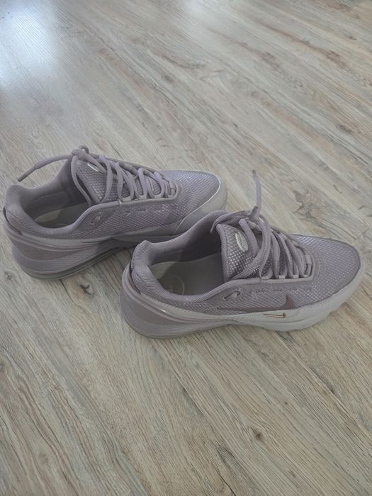 Дамски маратонки Nike air mx