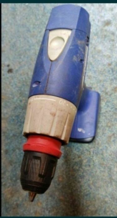 Bormasina cu acumulator Berner 14.4V fara contact functionala