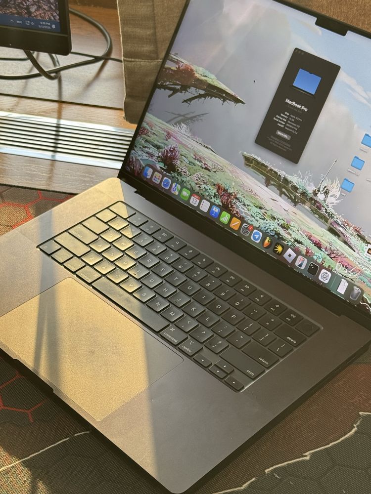 MacBook Pro 16 M3 Pro