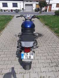 Motocicleta BMW R850