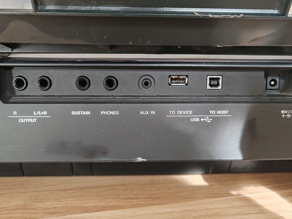Orga yamaha psr ew410