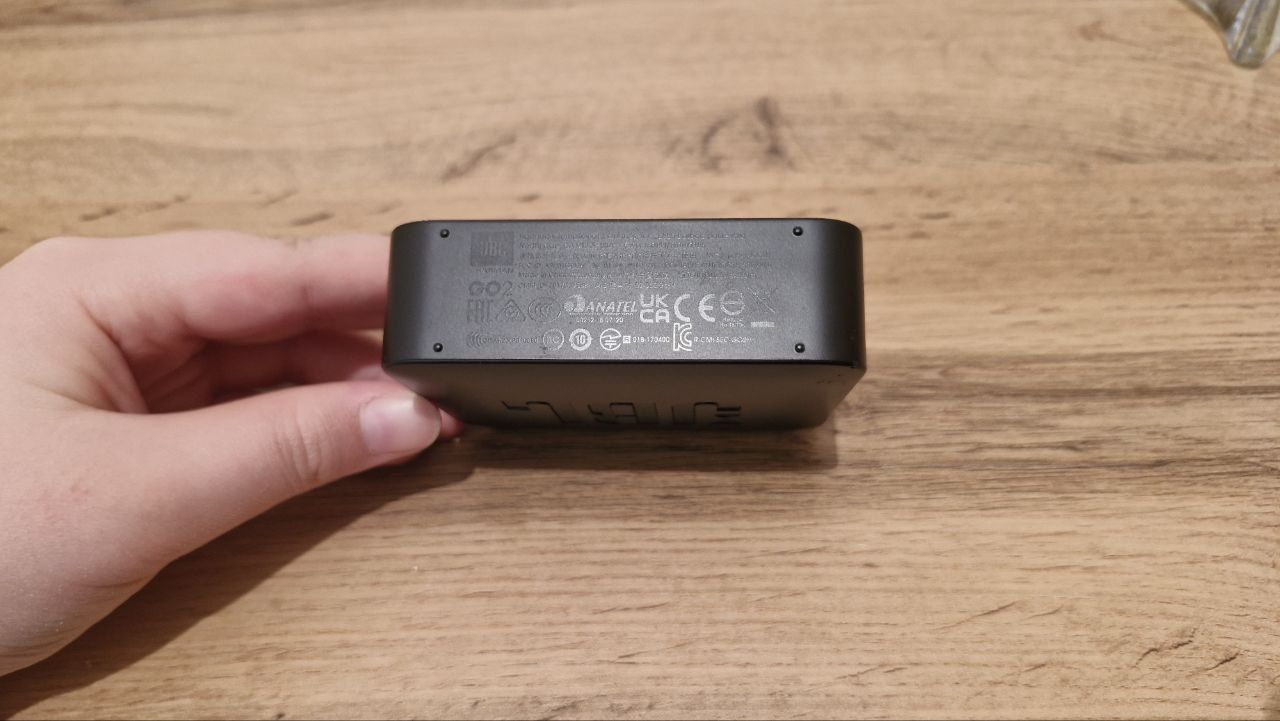 Продам колонку JBL GO2 в идиальном состоянии