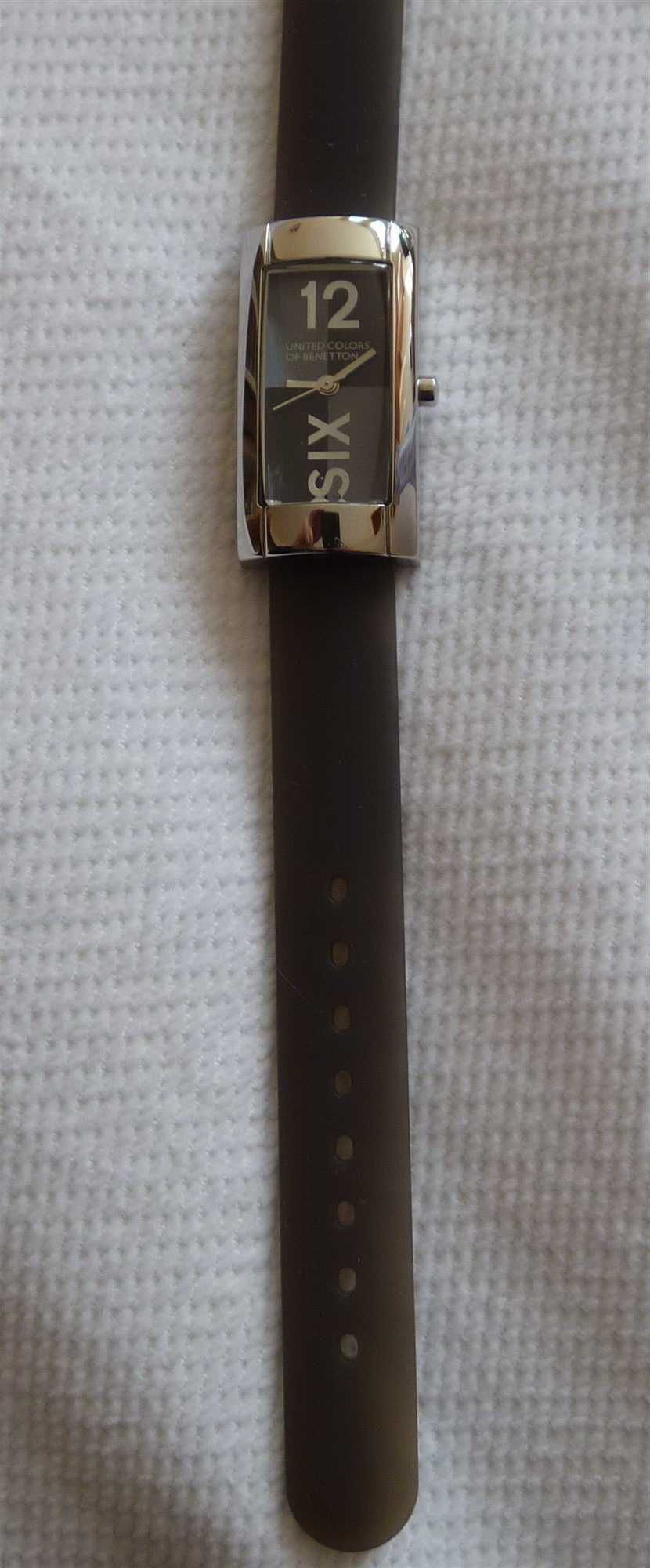 Нов! Ръчен часовник Бенетон UNITED COLORS OF BENETTON