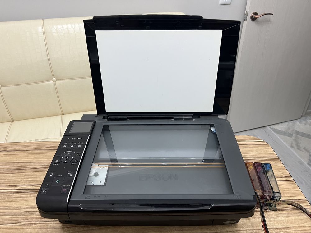 Принтер Epson цветной